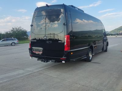 Sprinterbus 519CDI 22+1+1 Sitzplätze Komfort , Schaltgetriebe Garant.- Juli 2028 ,Klima-Schlafsessel