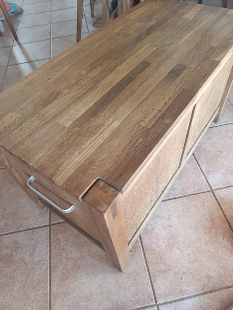 stabile Holztruhe wegen Umzug zu verkaufen Eiche mittel, guter Zustand