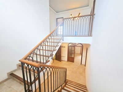 Casa de pueblo 220 m², garaje 120 m², calefacción central, jardín, posibilidad de piscina desmontable, S.Macia