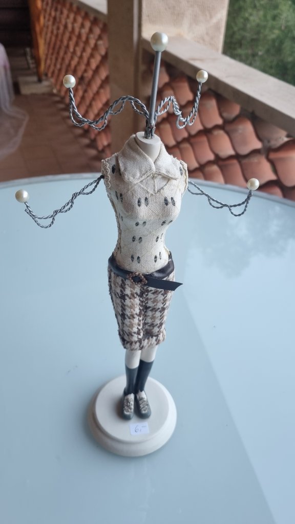 Ständer für Schmuck & Uhren