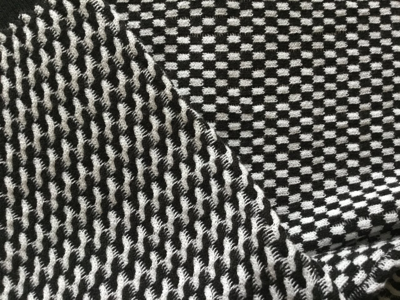 STEFANEL Edler Pullover, Gr.S, Schwarz Weiß NEU!