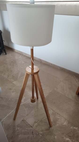 Stehlampe Lauters von Ikea