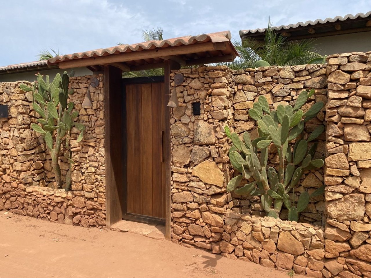 Muros de piedra y vallados de fincas