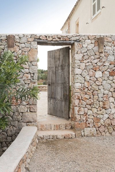 Muros de piedra y vallados de fincas
