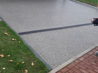 Steinteppich für Balkone Terrassen und Einfahrten