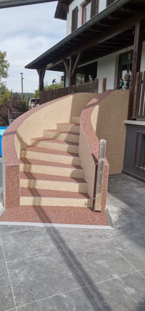 Pavimento de piedra por empresa especializada