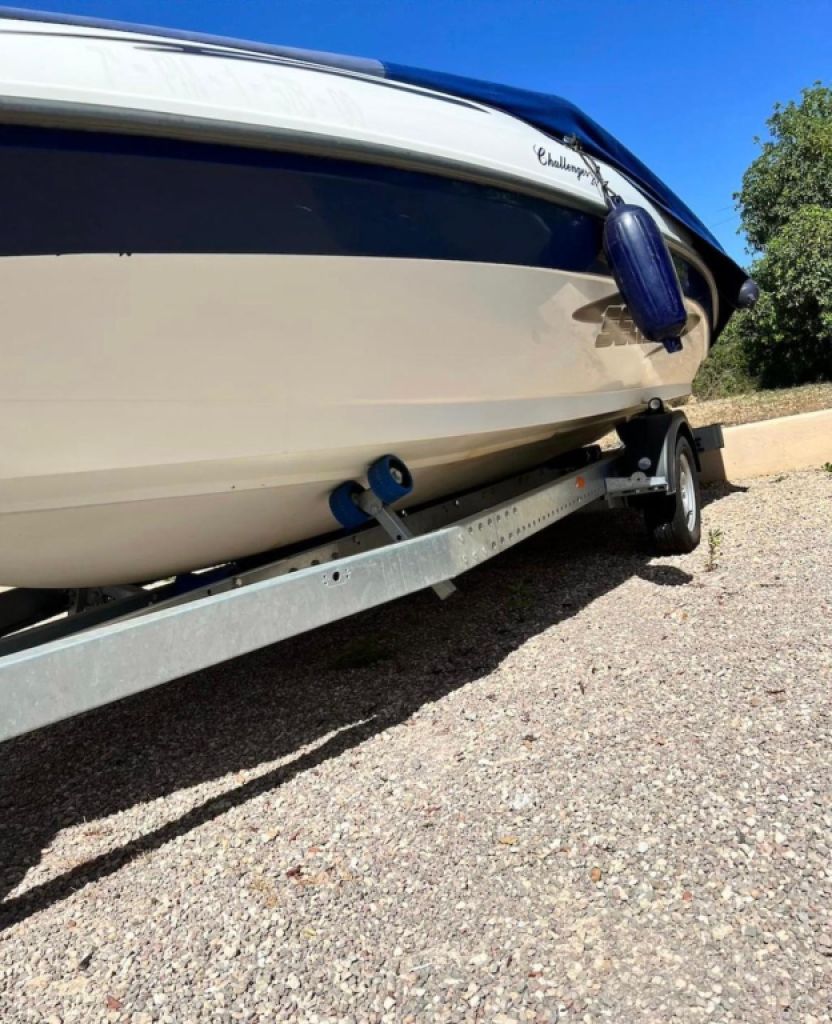 Stellplätze für Boot/Trailer usw.  Kamera überwacht geschlossenes Grundstück.