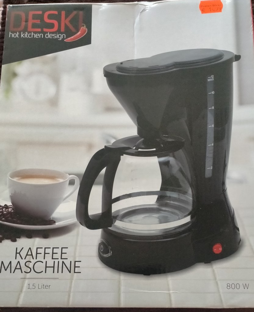Stuhlhussen, Kaffemaschiene, Entkalker u. Herdplatte zu verkaufen