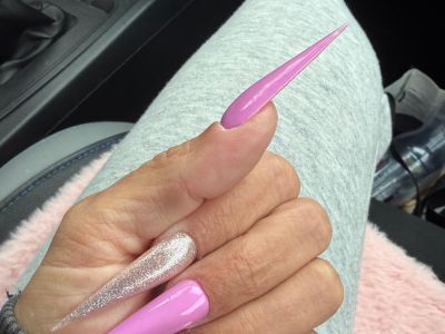 Suche Naildesigner/in für Extreme Stiletto