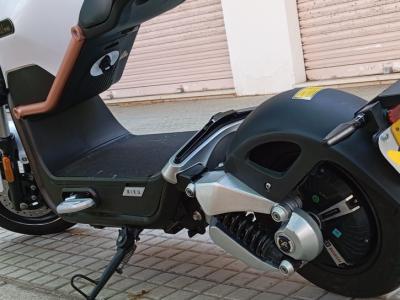 SUNRA Miku Max 49e Electric Motorcycle