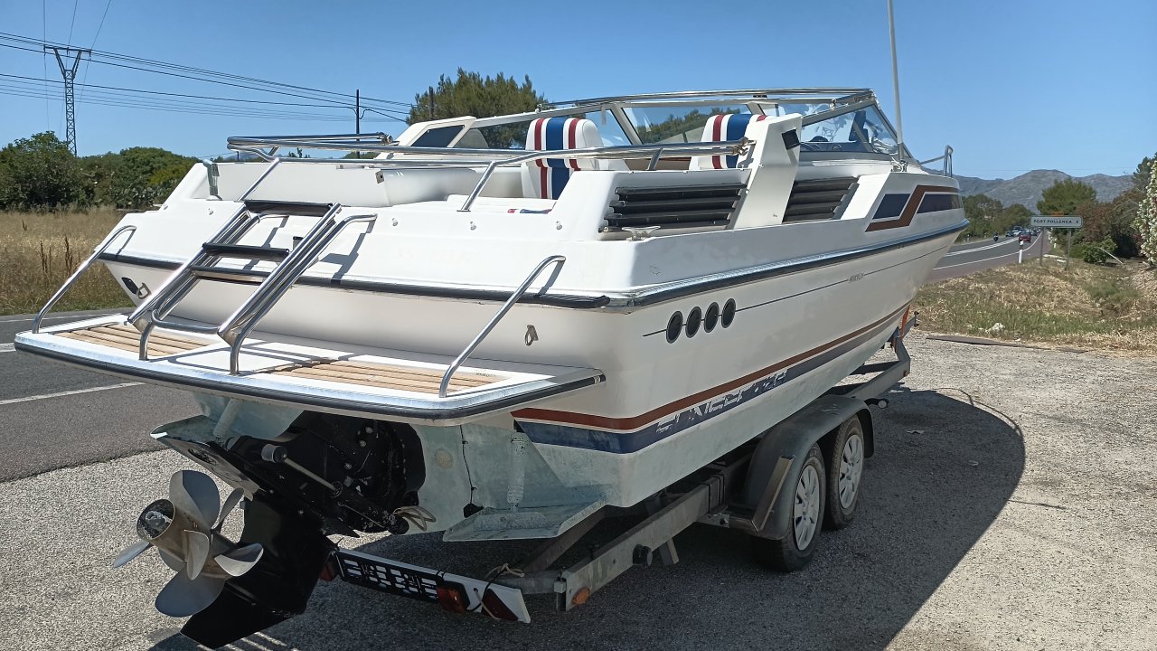 Sunseeker Mexico 24 V8 MAG 350 New Z-Drive
