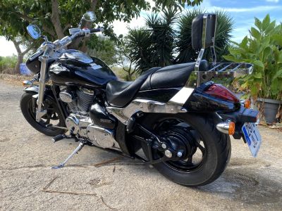 Suzuki Intruder