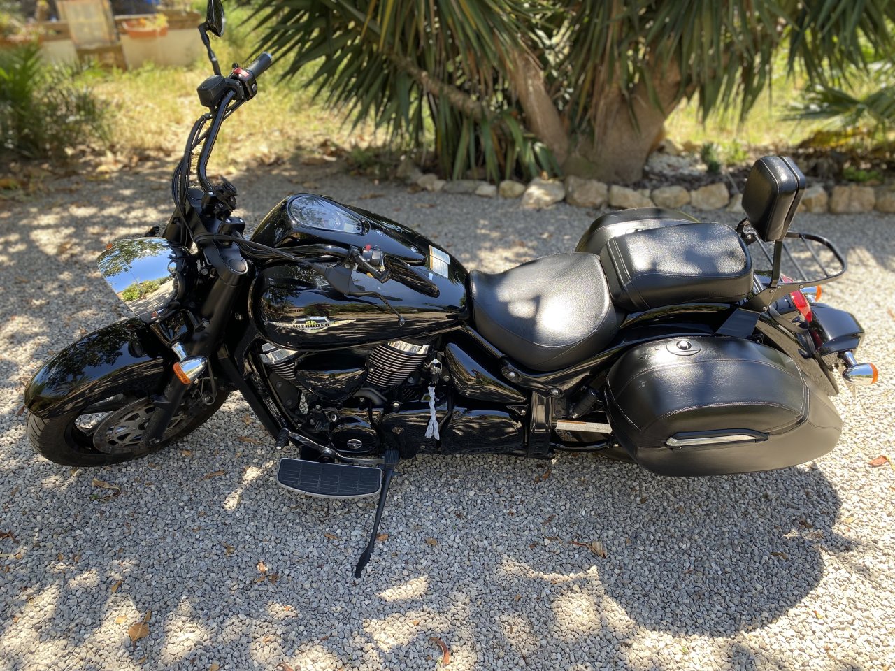 Suzuki Intruder