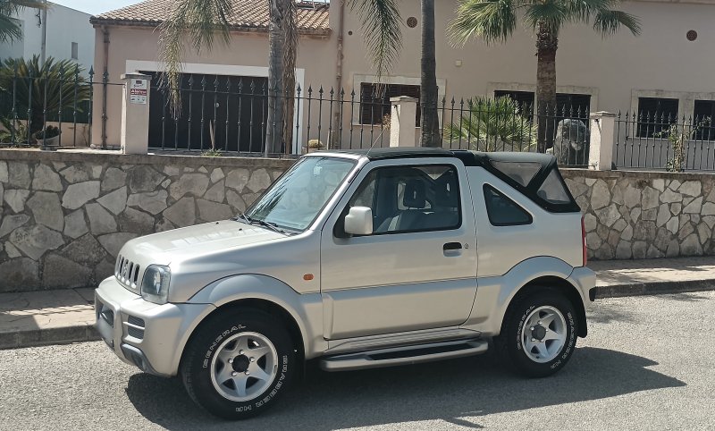 Suzuki Jimny Cabrio Jeep Limited Edition Rock am Ring AHK