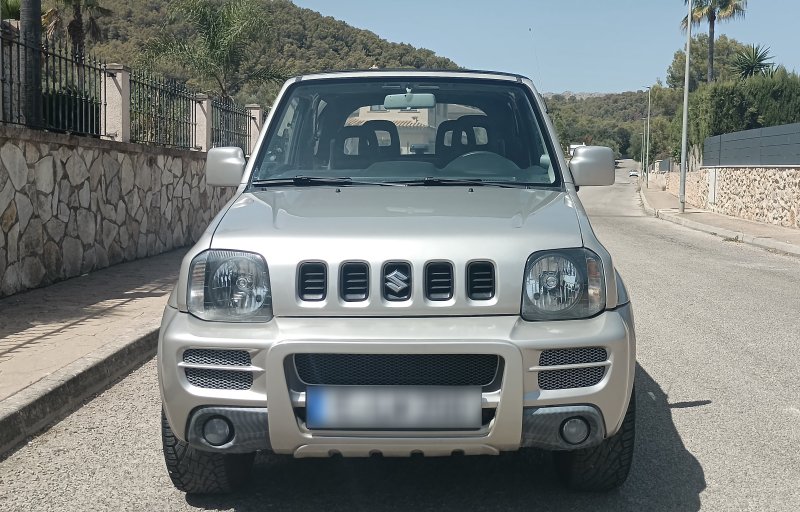Suzuki Jimny Cabrio Jeep Limited Edition Rock am Ring AHK