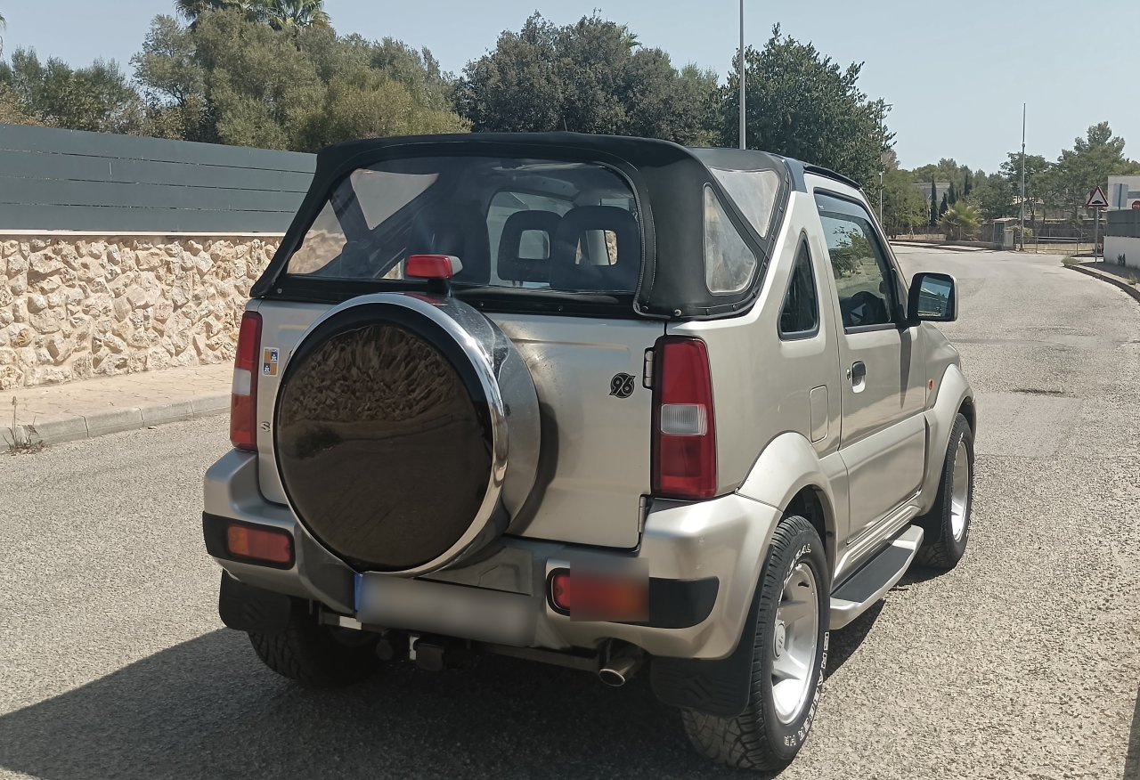 Suzuki Jimny Cabrio Jeep Limited Edition Rock am Ring AHK