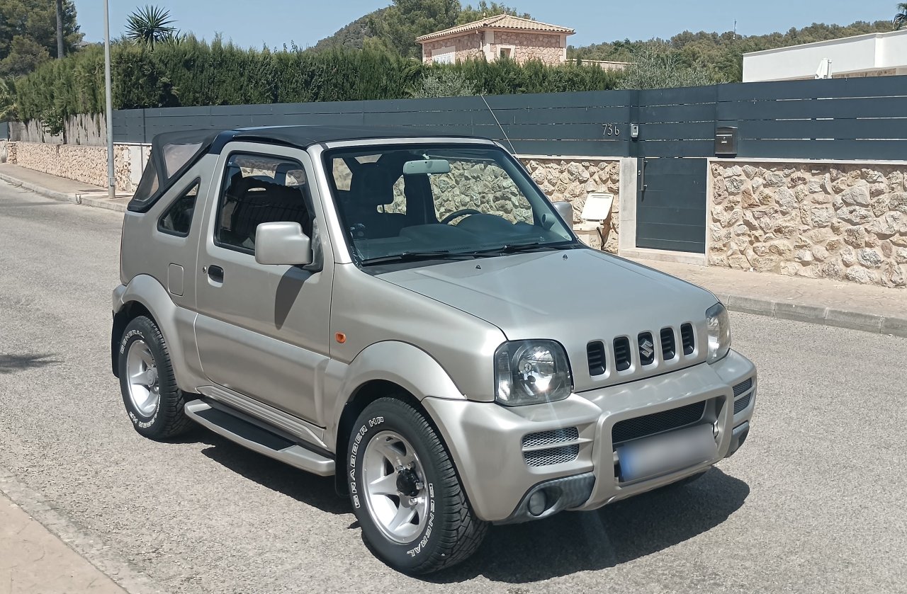 Suzuki Jimny Cabrio Jeep Limited Edition Rock am Ring AHK