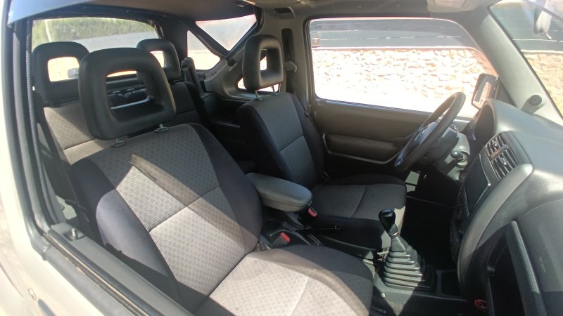 Suzuki Jimny Cabrio Jeep Limited Edition Rock am Ring AHK
