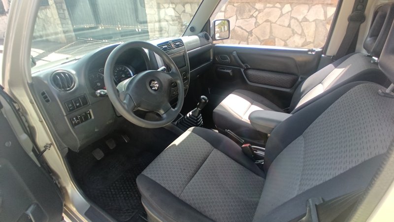 Suzuki Jimny Cabrio Jeep Limited Edition Rock am Ring AHK