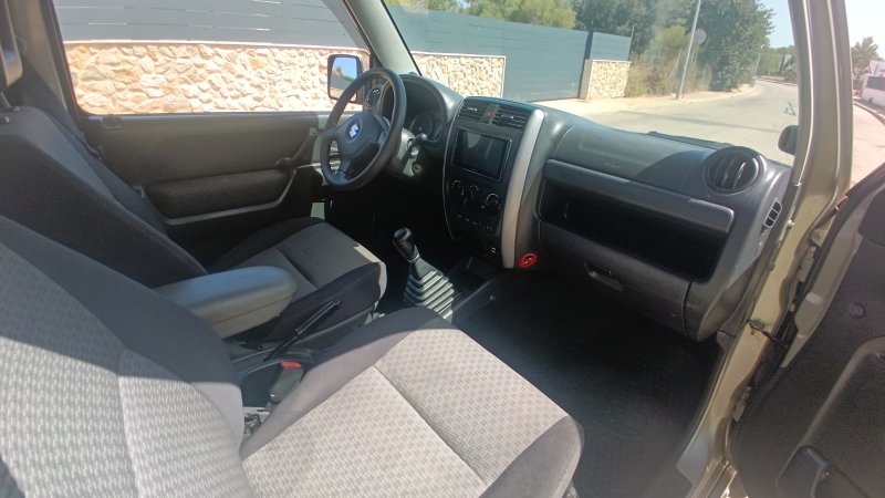 Suzuki Jimny Cabrio Jeep Limited Edition Rock am Ring AHK