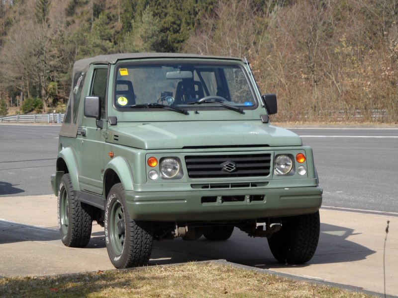 Suzuki Samurai Cabrio / Santana 85tkm ITV Neu