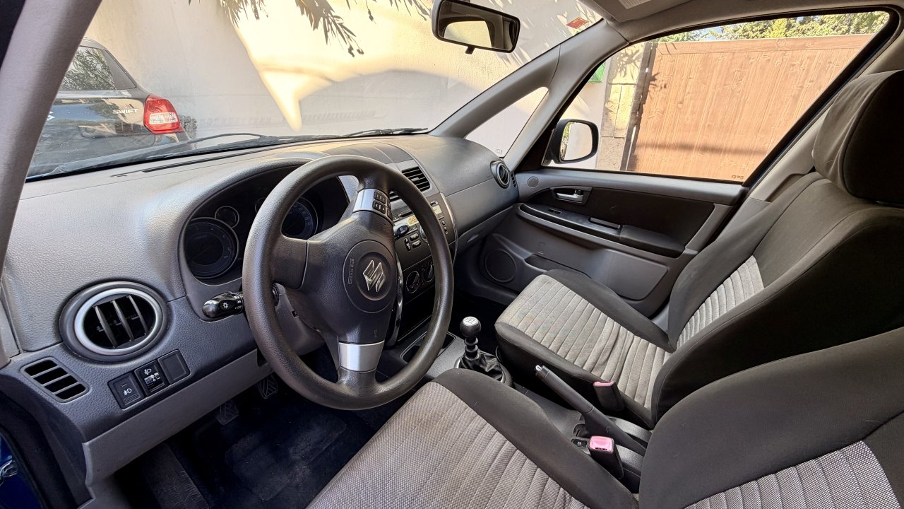 Suzuki SX4