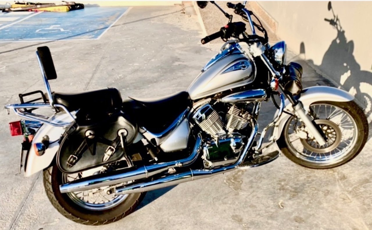 Suzuki VL 250 Intruder