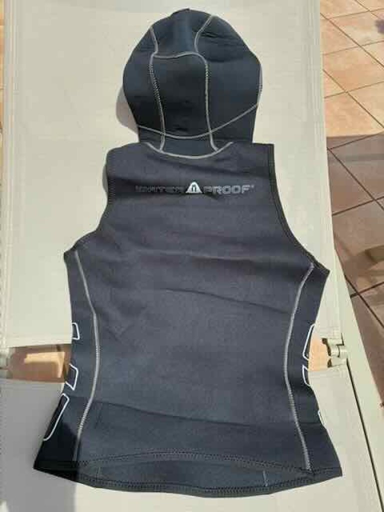 Taucherausrüstung für Frauen: Scubapro/Oecanic/Suunto