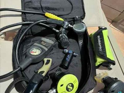 Taucherausrüstung für Männer: Scubapro/Oceanic/Suunto