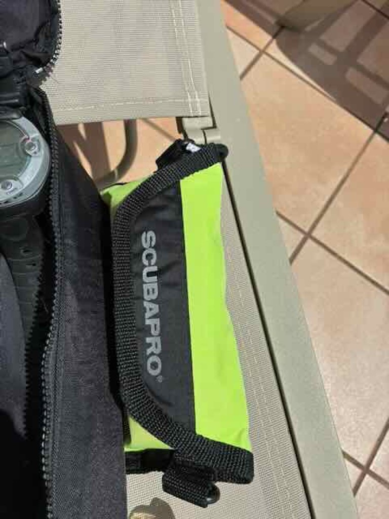 Taucherausrüstung für Männer: Scubapro/Oceanic/Suunto