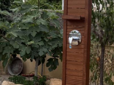 Teak XXL Dusche mit Hans Grohe Komponenten