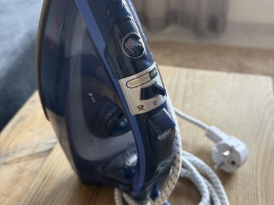 Tefal iron, new