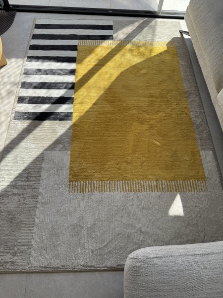 Teppich Neuwertig mit schönem Farbmuster 138x198
