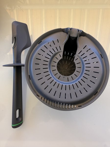 Thermomix TM6 Black Edition with lots of accessories! Top condition!
