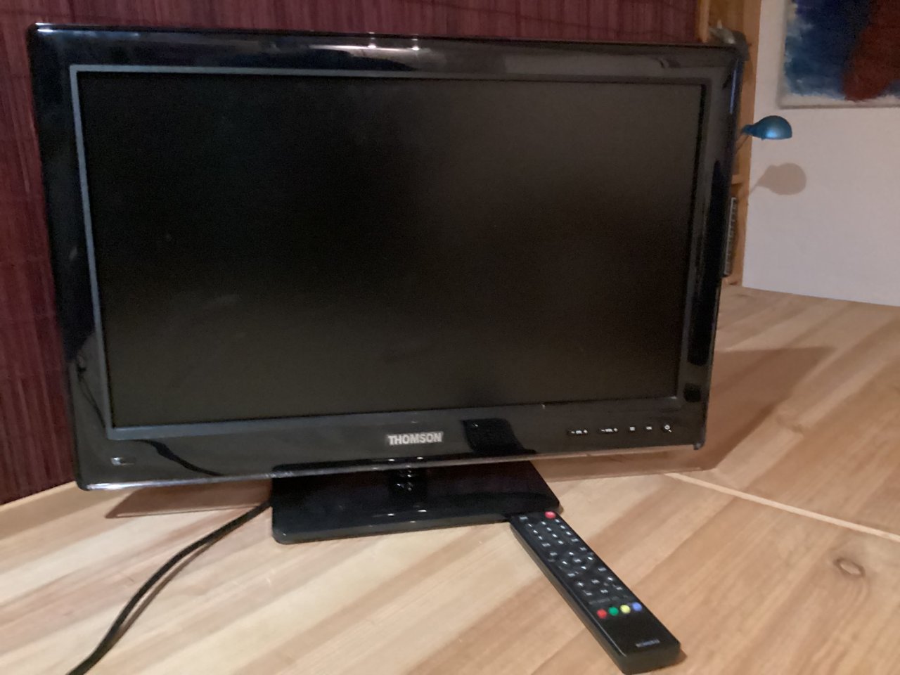 Thomson TV 26 inch for free