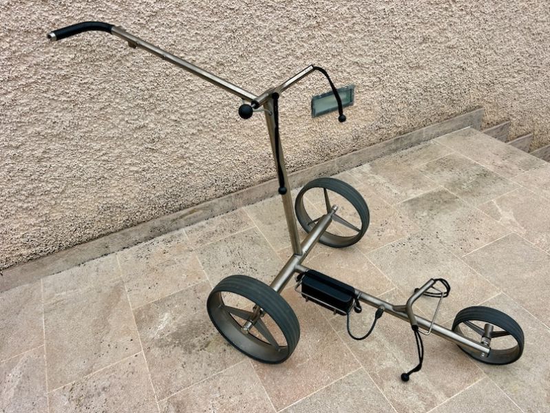 TiCad Liberty Titan Electric Trolley – foldable, battery & transport bags