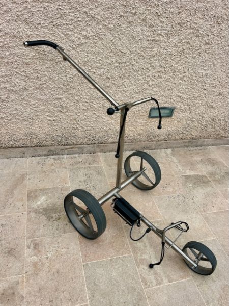 TiCad Liberty Titan Electric Trolley – foldable, battery & transport bags