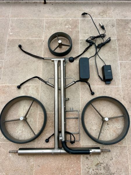 TiCad Liberty Titan Electric Trolley – foldable, battery & transport bags