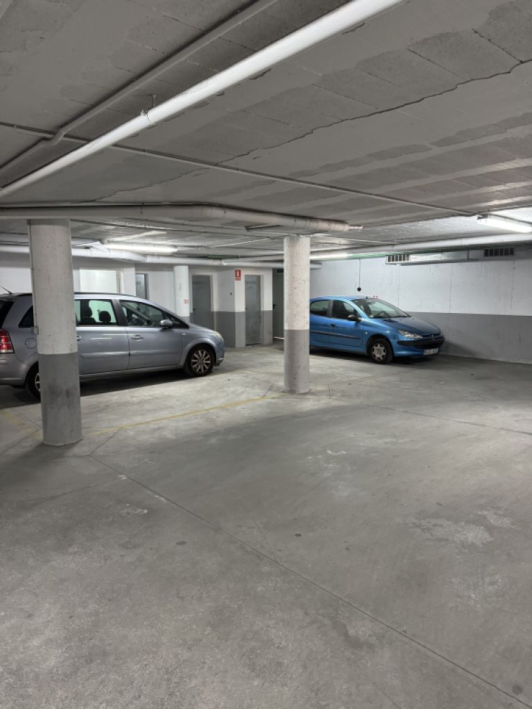 Underground parking space for rent / Cala Ratjada / Parking space