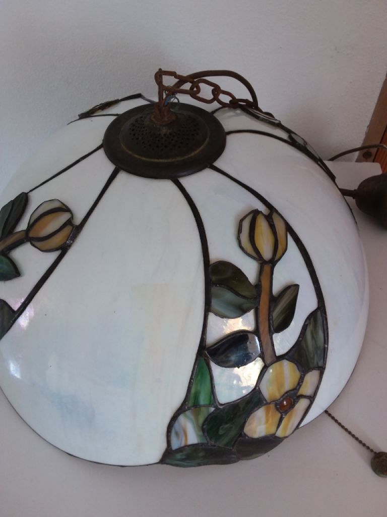 Tiffany hanging lamp