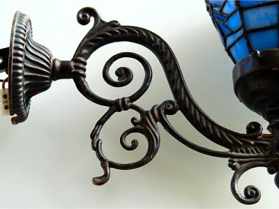 Tiffany wall lamp