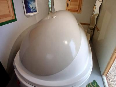 Tiny House mit  Float Tank – Verkauf als Komplettpaket