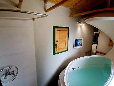 Tiny House mit  Float Tank – Verkauf als Komplettpaket
