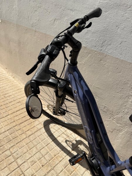 Great Liv/Giant women's e-bike size XS lightly used 500 w