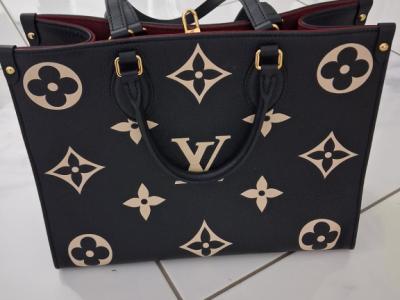 TOP !!!! Bolso LV, talla M, como nuevo, sin signos de uso