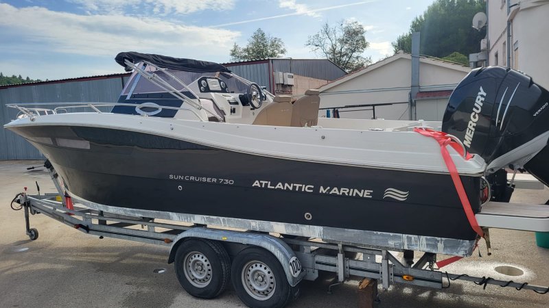 Top Motorboot Atlantic Marine 730, Service neu, 350PS, WC, Kajüte - opt. Liegeplatz in Cala Dor