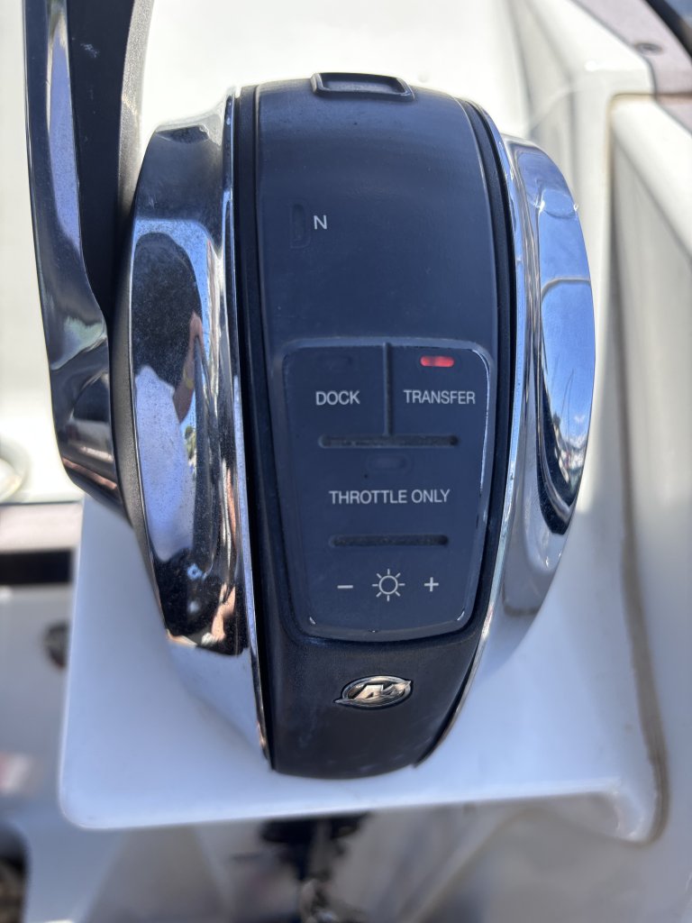 Top Motorboot Atlantic Marine 730, Service neu, 350PS, WC, Kajüte - opt. Liegeplatz in Cala Dor