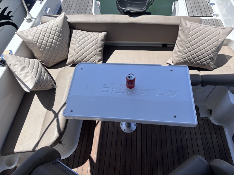 Top Motorboot Atlantic Marine 730, Service neu, 350PS, WC, Kajüte - opt. Liegeplatz in Cala Dor