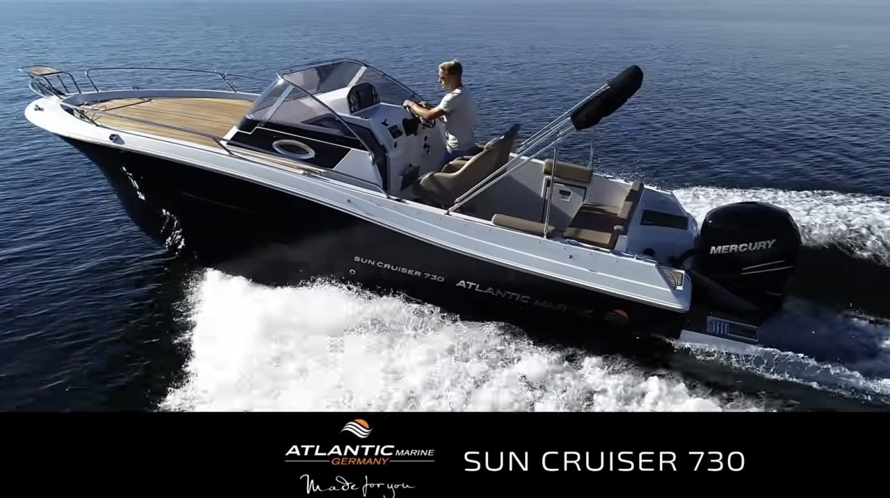 Top lancha Atlantic Marine 730, año 2017, 350 CV, WC, camarote - amarre opcional en Cala Dor