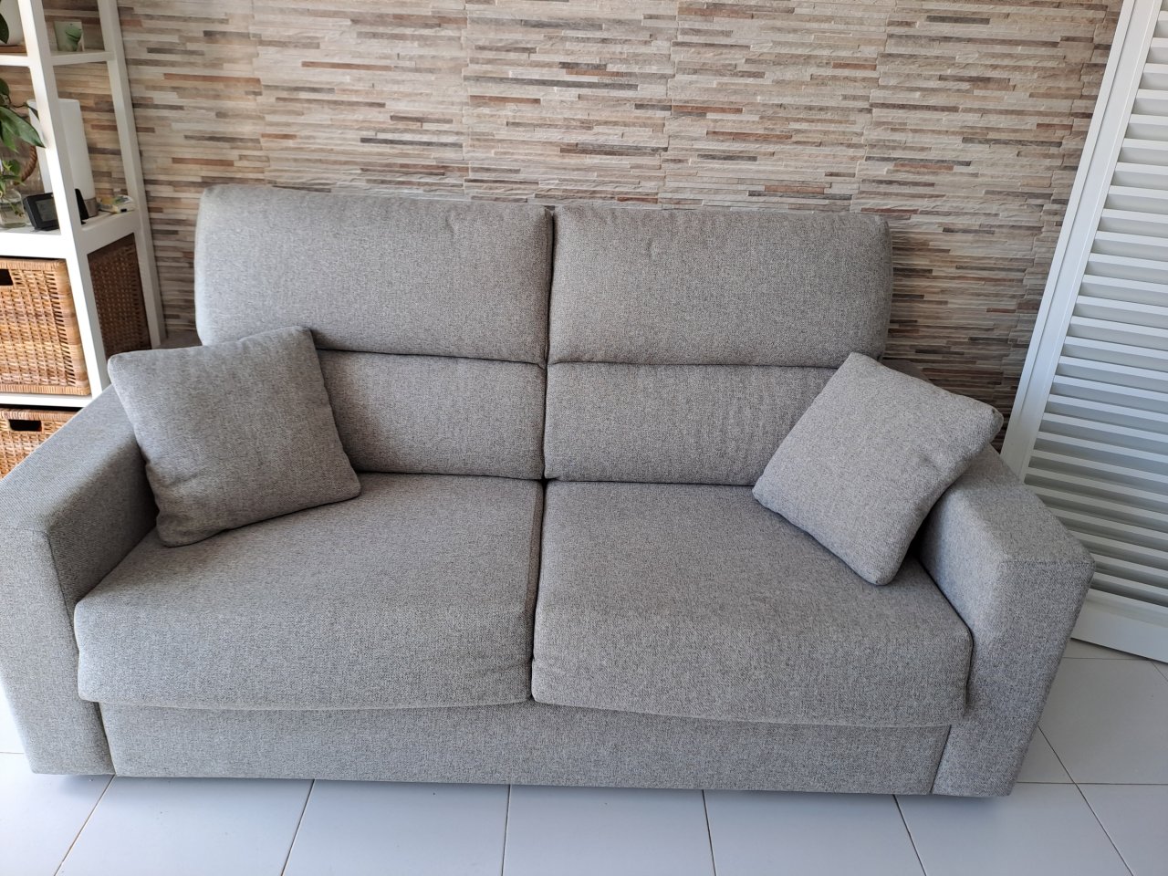 Top Schlafsofa mit neuer! Matratze
